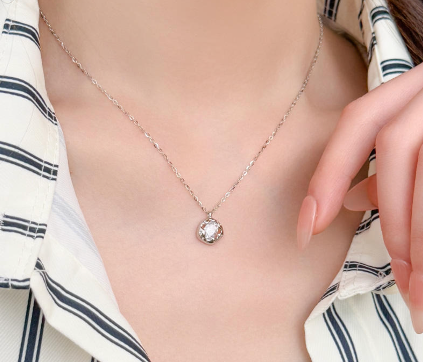 Elara Classic Shiny Zircon Elegant Jewelry