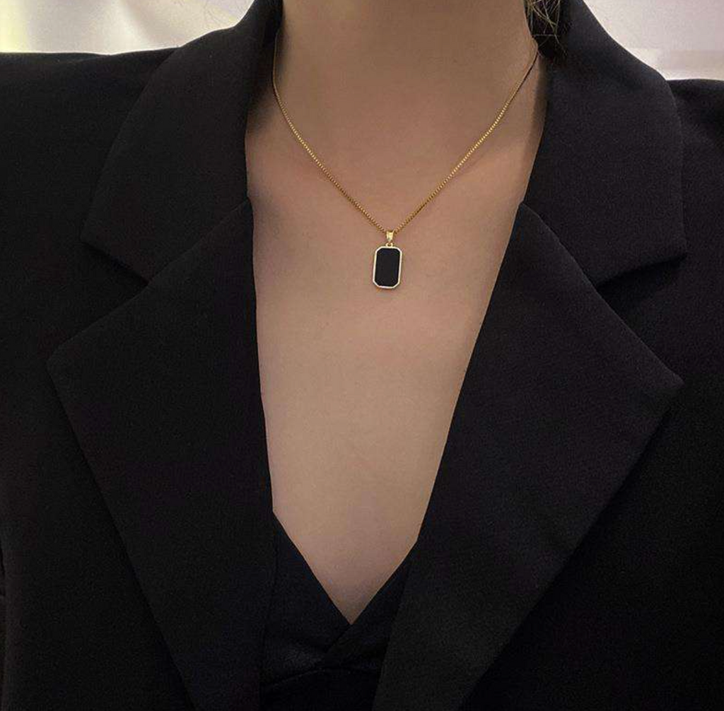 Aurelia Vintage Stainless Steel Light-Luxury Jewelry
