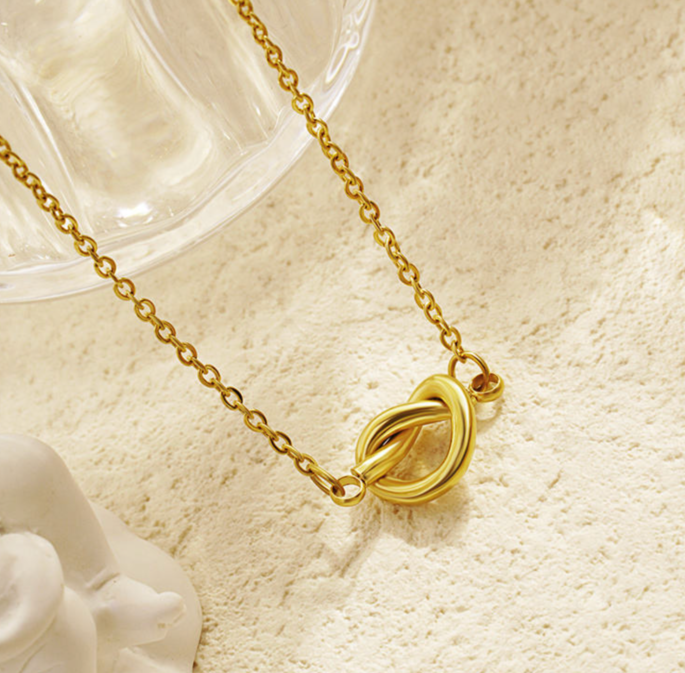 Amora Heart-Shaped Waterproof Collarbone Necklace