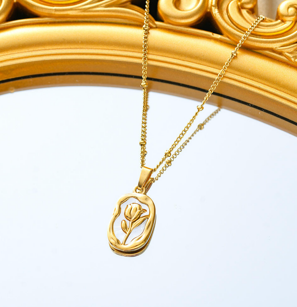 Velaire Minimalist Retro-Inspired Statement Necklace