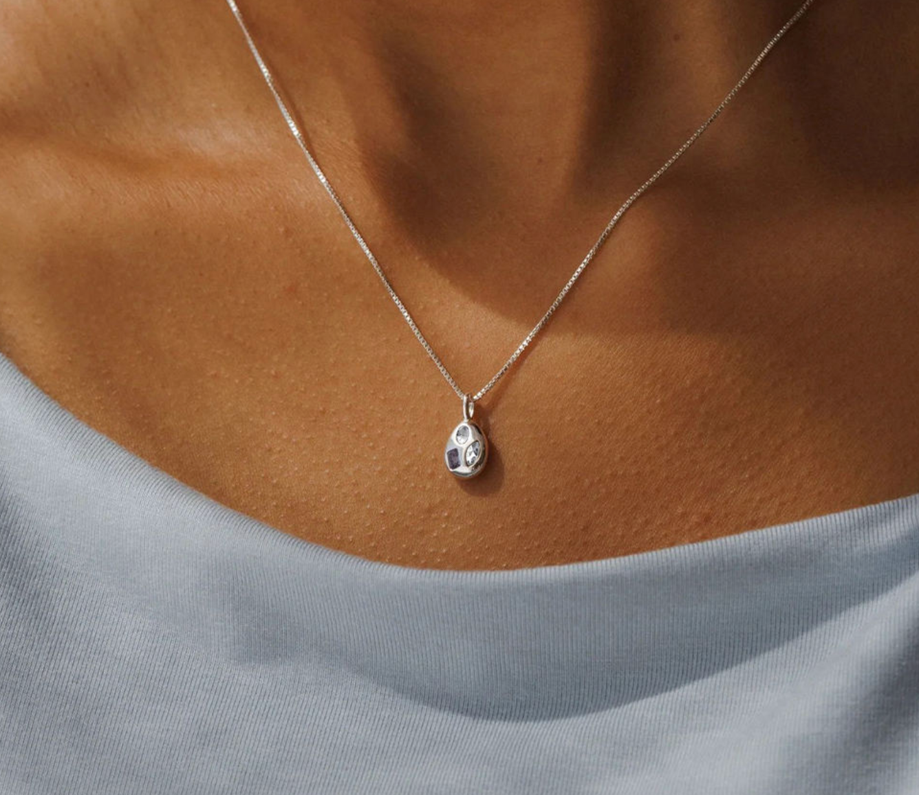 Evelisse Chic High-End Minimalist Statement Jewelry