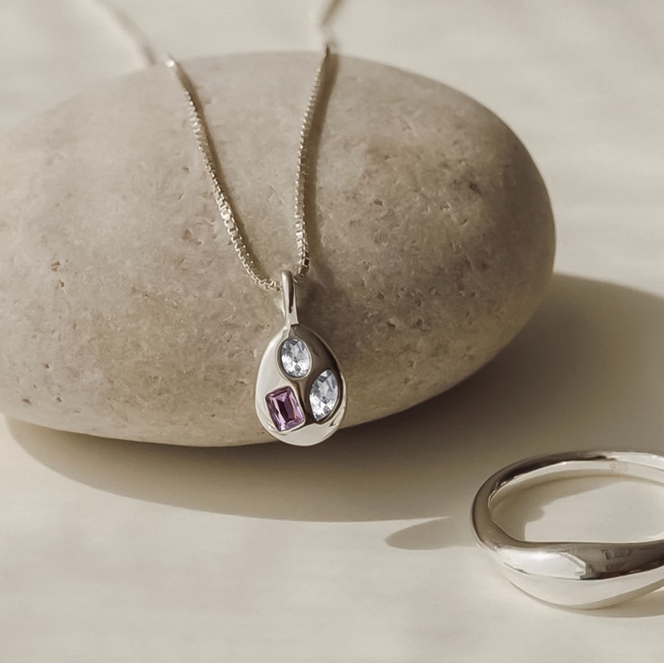 Evelisse Chic High-End Minimalist Statement Jewelry