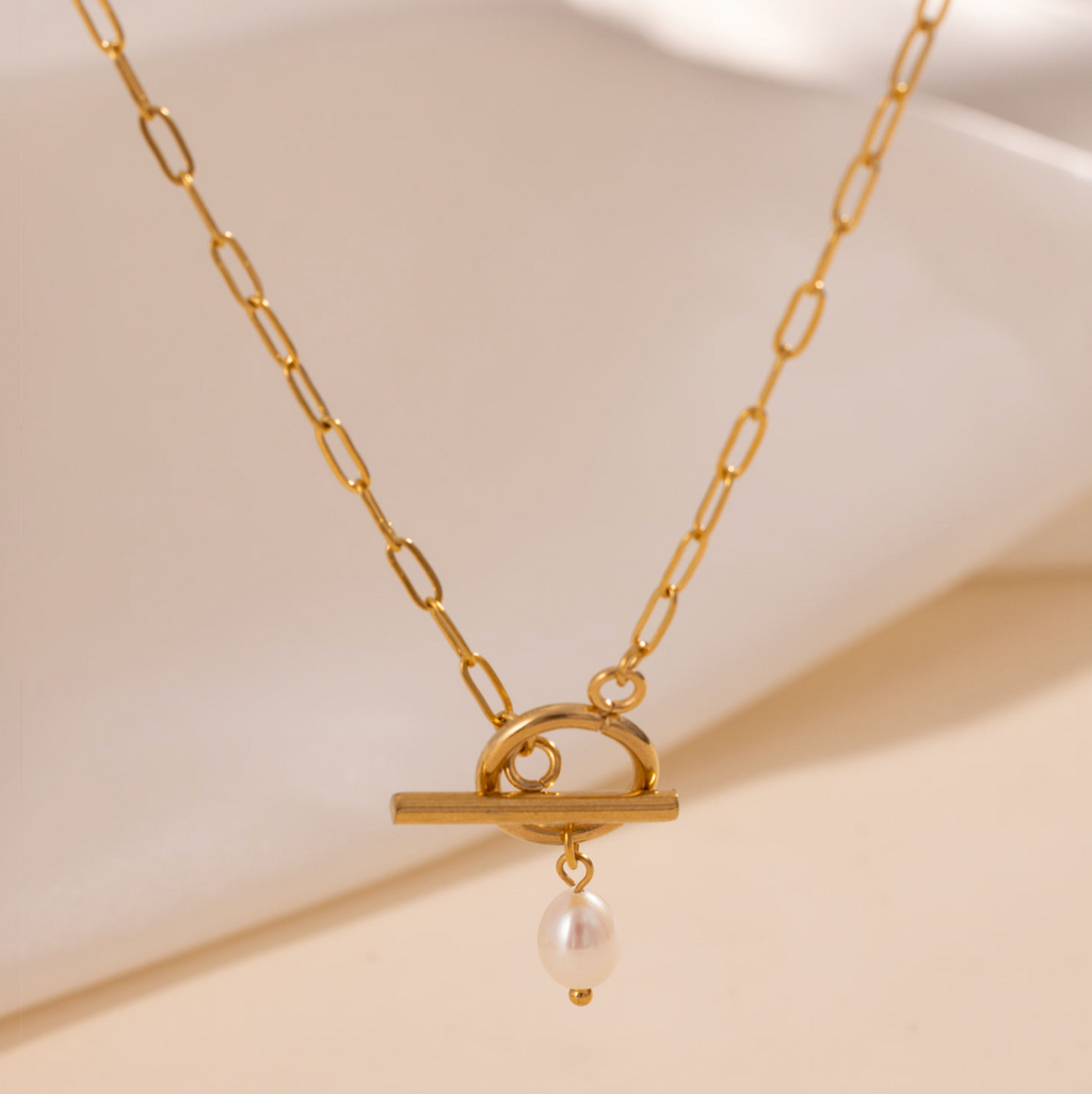 Pearlisse Dainty Freshwater Pearl Minimalist Necklace